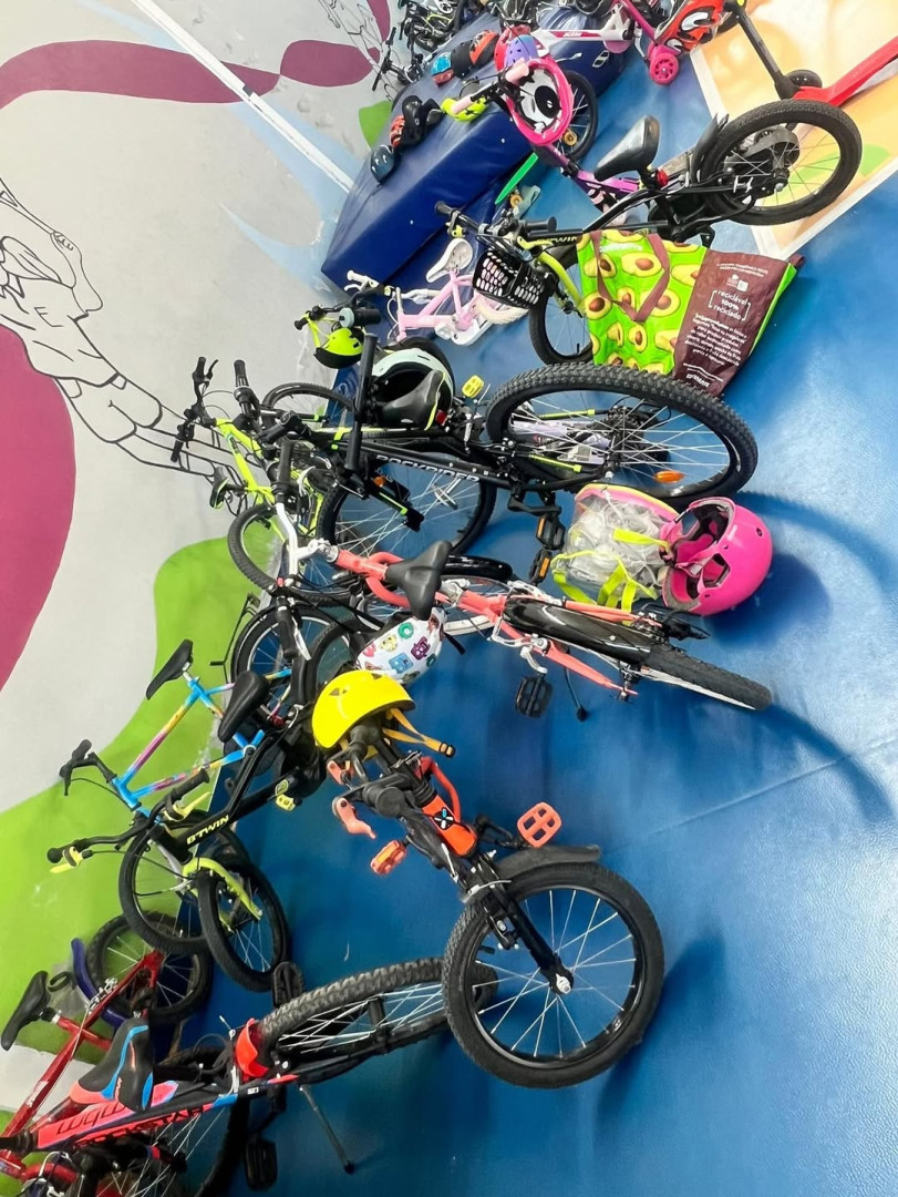 Programa Férias de verão no Colégio Santo André 💚 Aprender a andar de bicicleta 🚴.Ateliê de Cr (2).jpg